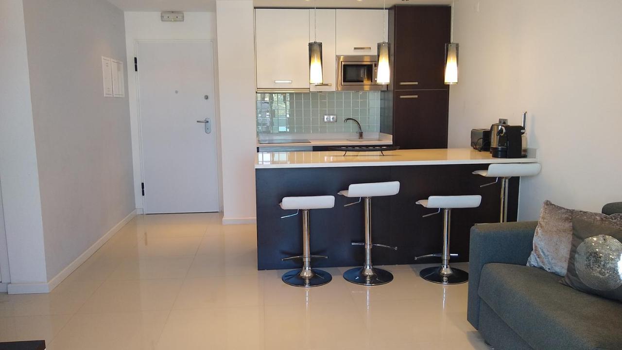 Bay View Apartments อัลบูเฟรา ภายนอก รูปภาพ