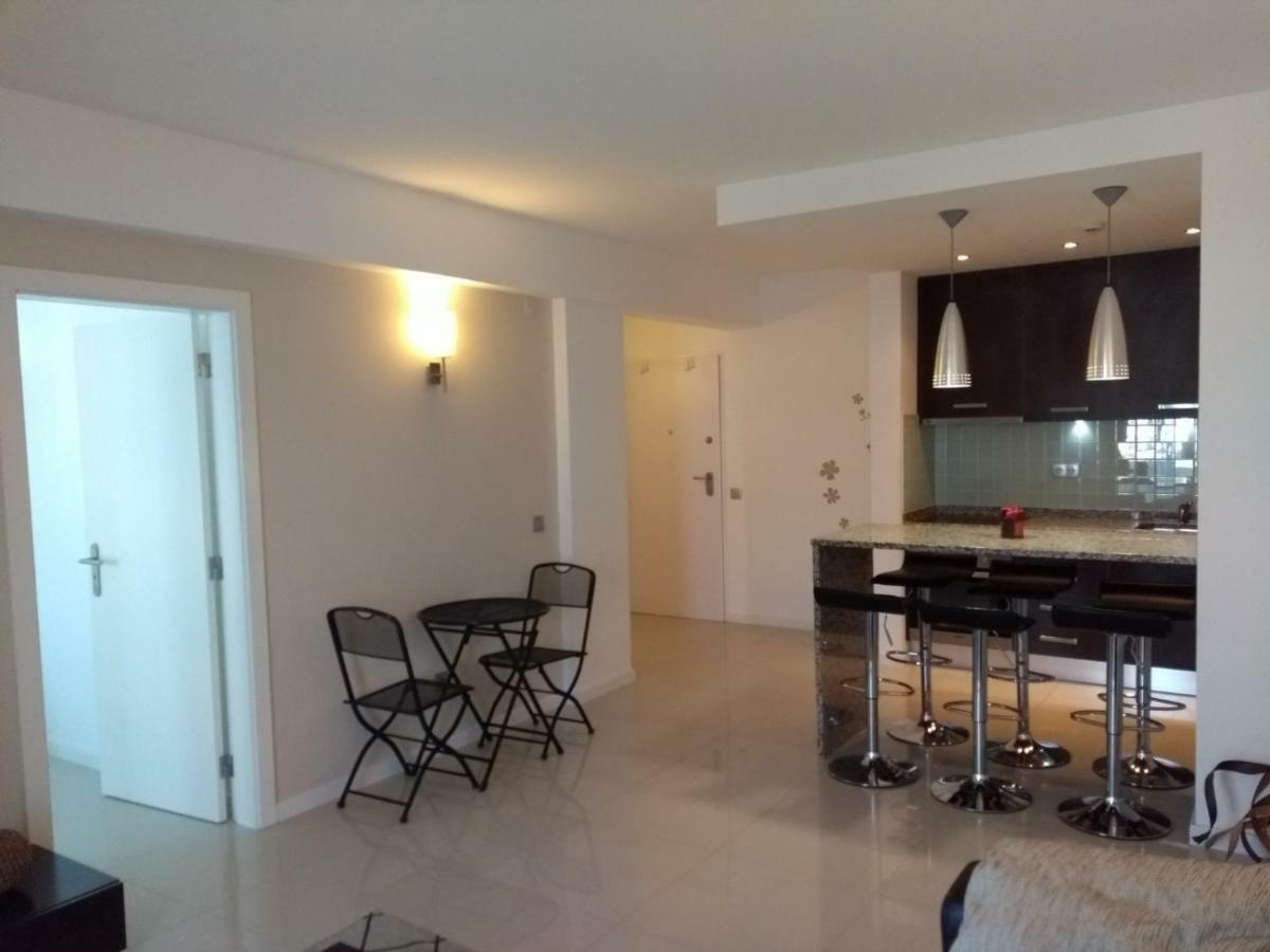 Bay View Apartments อัลบูเฟรา ภายนอก รูปภาพ