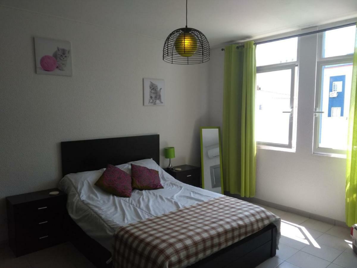 Bay View Apartments อัลบูเฟรา ภายนอก รูปภาพ